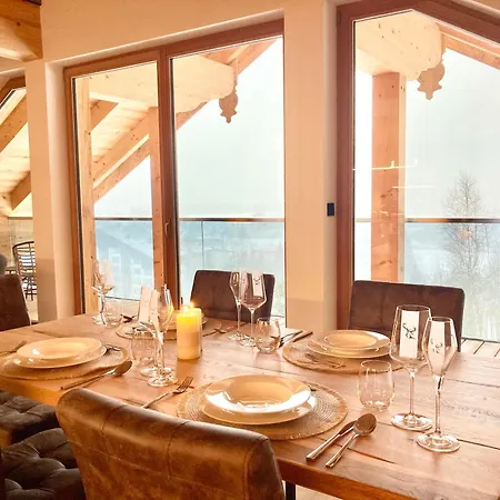 Lejlighed Alpen Luxury Lodge, (adults Only)