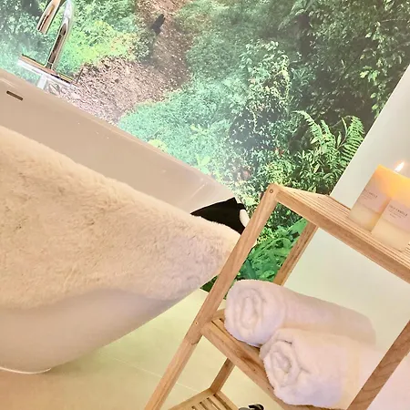 Lejlighed Alpen Luxury Lodge, (adults Only) *