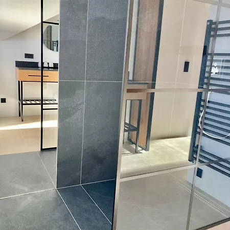 Lejlighed Alpen Luxury Lodge, (adults Only) *