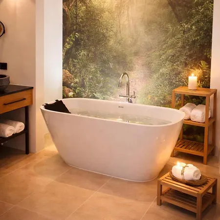 Alpen Luxury Lodges, - Your Private Wellness & Mountain Retreat (adults Only) * Mariazell