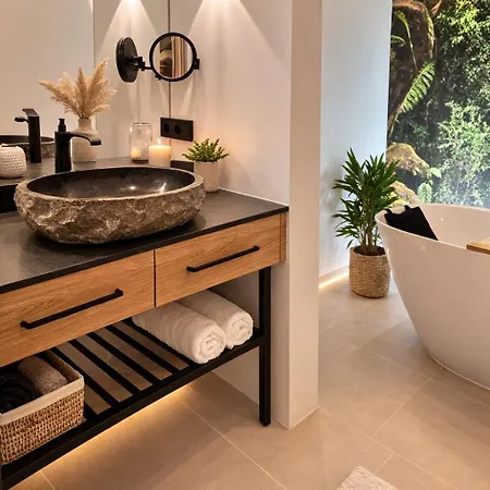 Alpen Luxury Lodges, - Your Private Wellness & Mountain Retreat (adults Only) Apartment Mariazell
