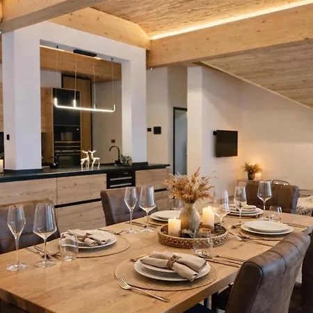 公寓 Alpen Luxury Lodge, (adults Only) 玛利亚采尔