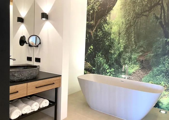 Alpen Luxury Lodge, (adults Only)