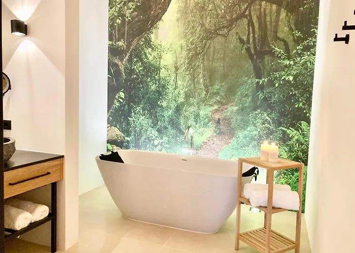 Alpen Luxury Lodge, (adults Only)